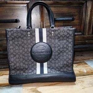 Dempsey Tote 40 In Signature Jacquard With Stripe And Coach Patch